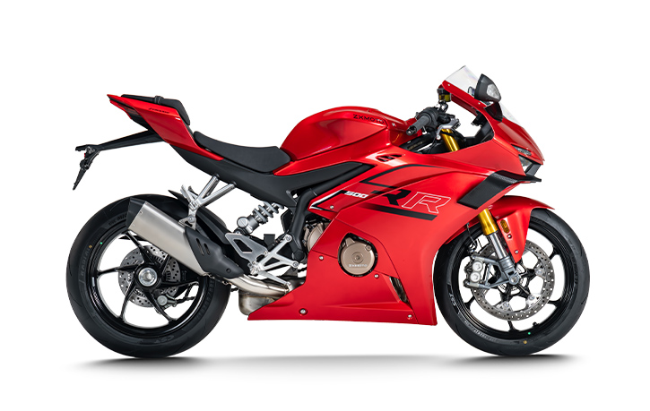 500RR View 3